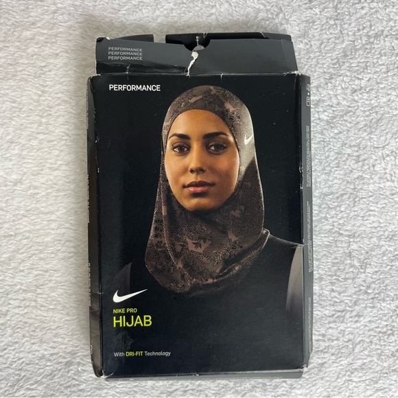 Nike Pro Hijab with DRI-FIT technology brand new authentic - Picture 2 of 7